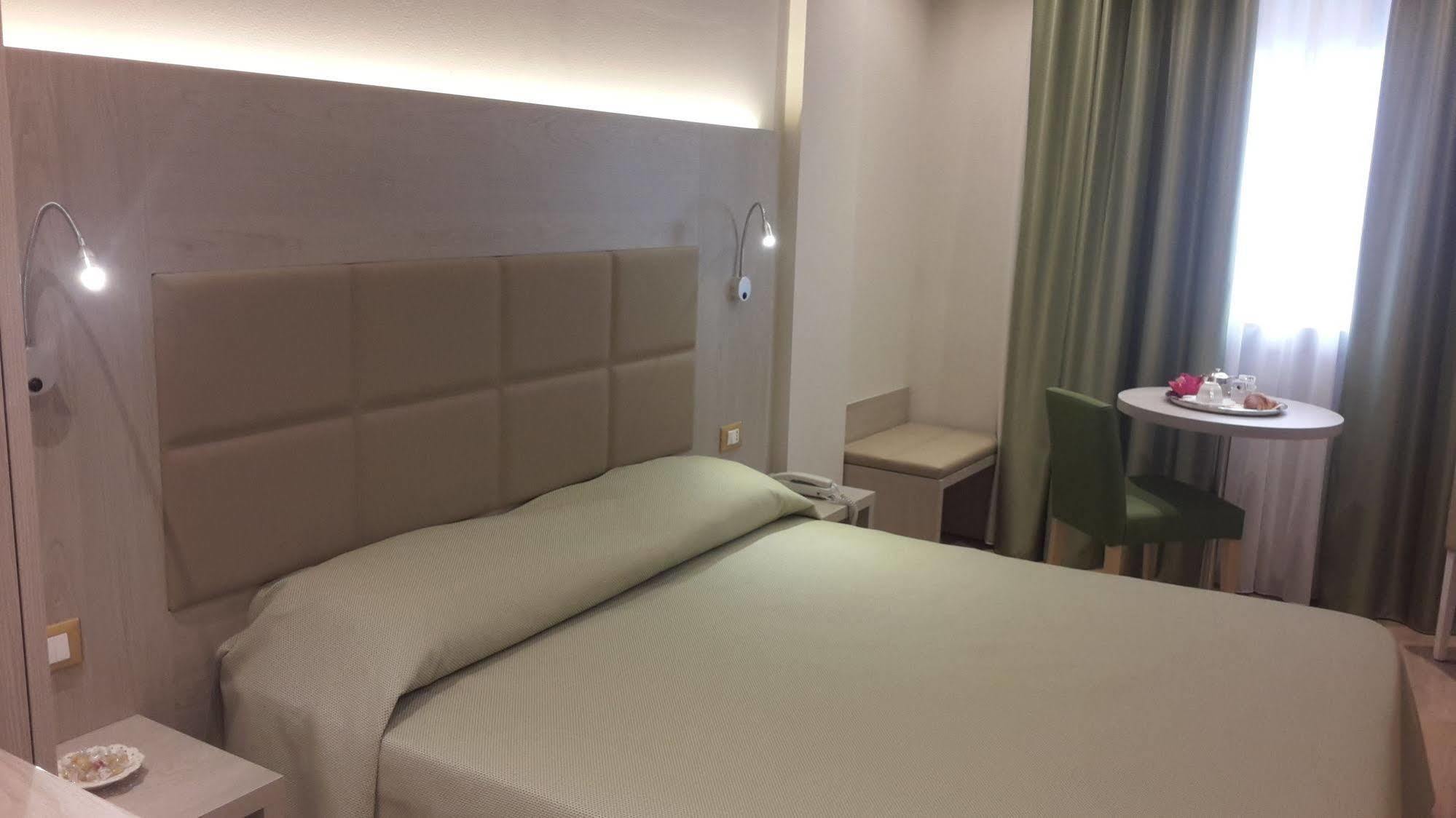 Hotel Alexander Cesena Ngoại thất bức ảnh